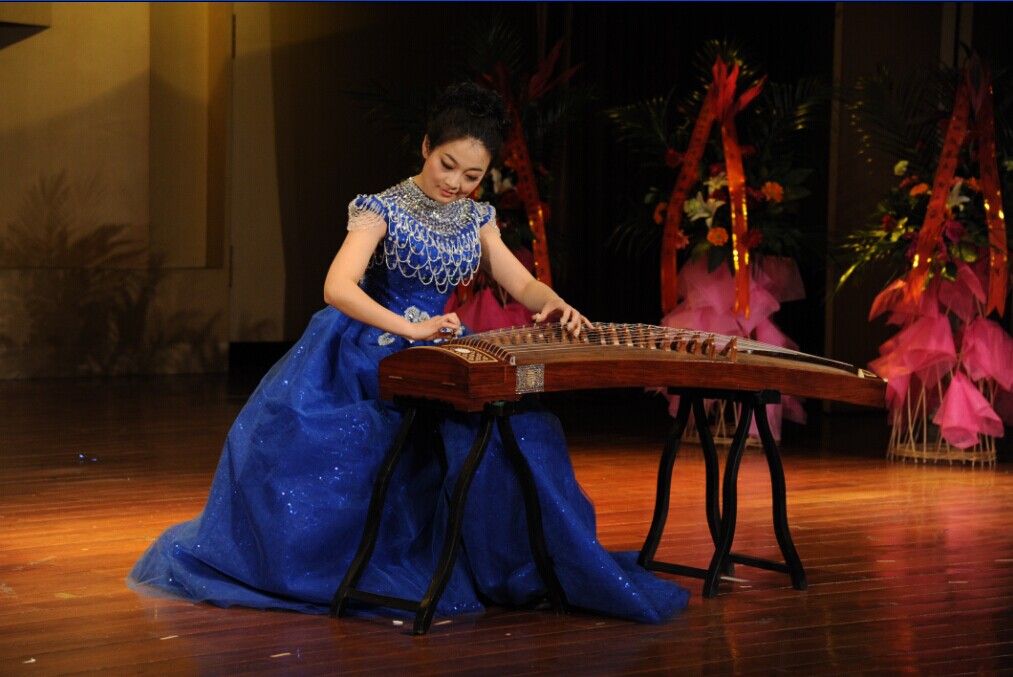 錦綸長(cháng)絲織物，驚艷了時(shí)光~